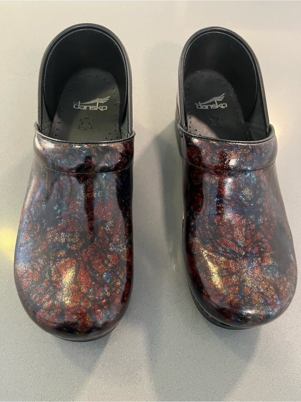 Dansko Professional Clogs Multi Mosaic Patent Leather-EUC-size 40